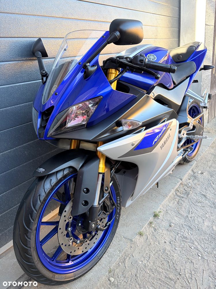 Yamaha YZF - 3