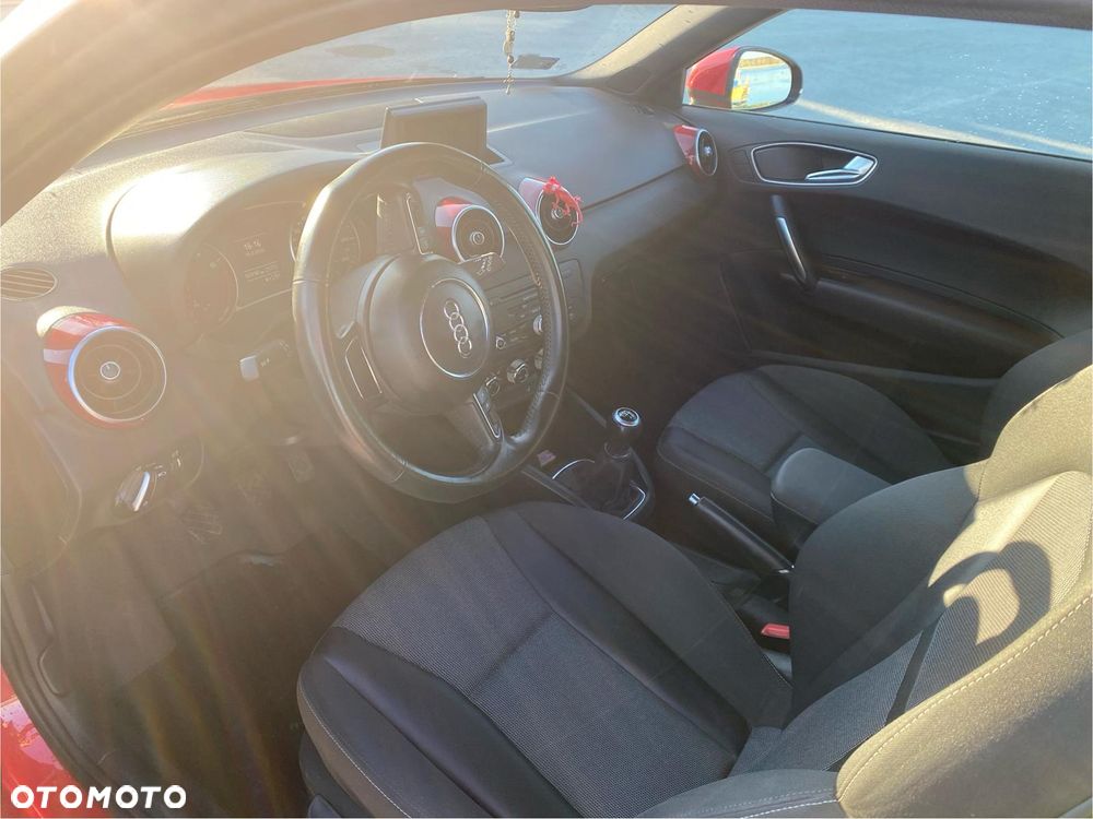 Audi A1 3-drzwiowe 1.2 TFSI S line edition - 7