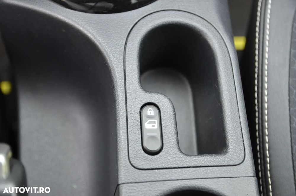 Nissan Qashqai 1.6 DCI TEKNA+ - 24