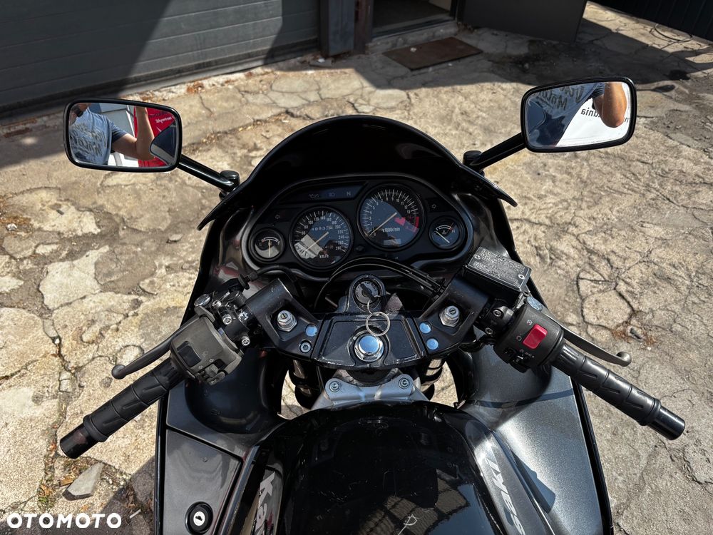 Kawasaki ZZR - 11