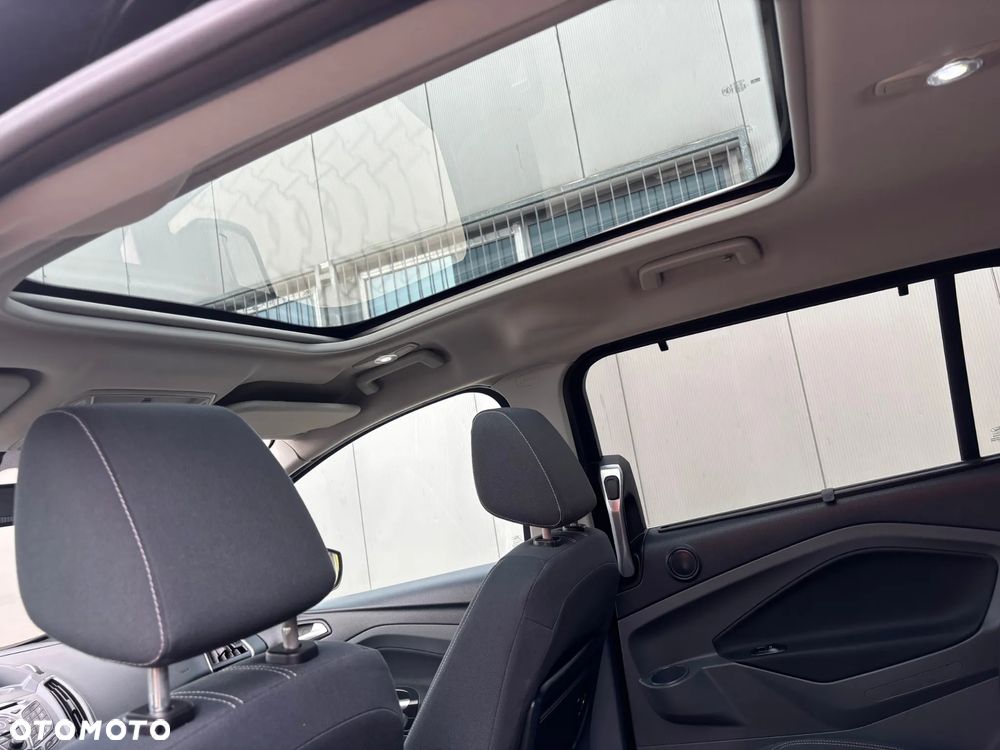 Ford Grand C-MAX 1.6 TDCi Titanium - 11