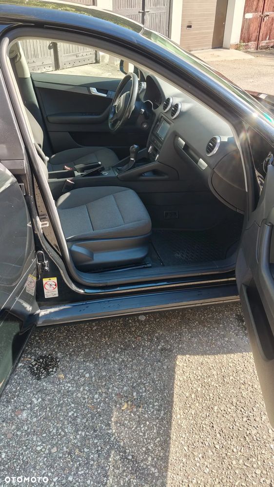 Audi A3 Sportback - 15