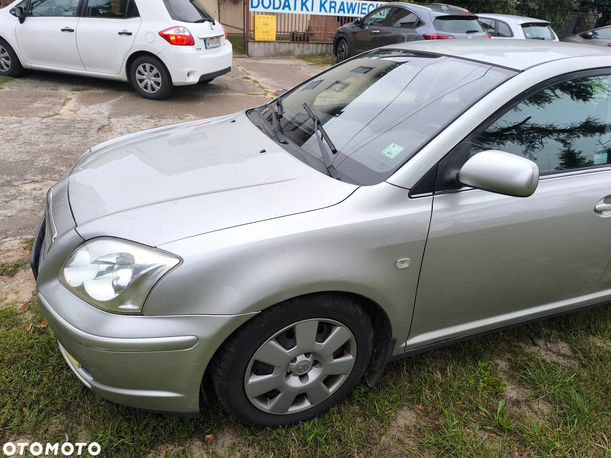 Toyota Avensis 1.8 VVT-i - 9