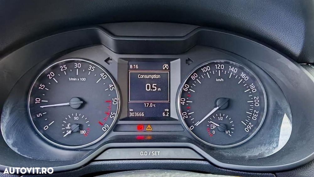 Skoda Octavia 1.6 TDI DPF Elegance - 24