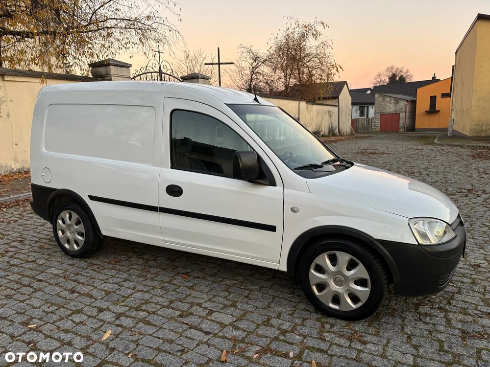 Opel Combo - 9
