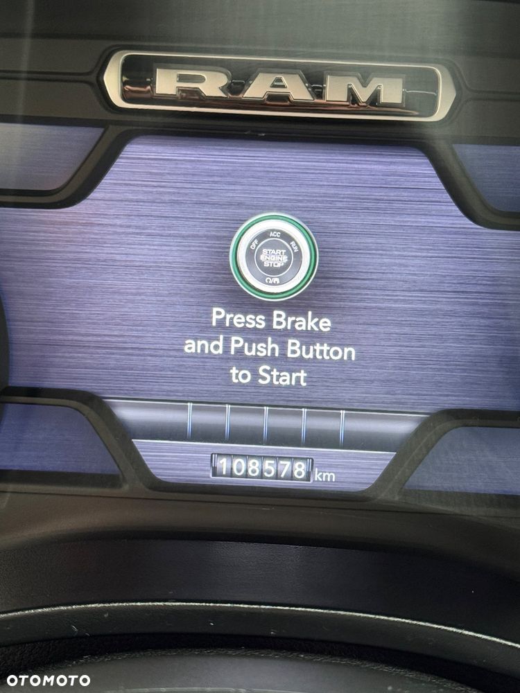 RAM 1500 Crew Cab Shortbed Laramie - 23