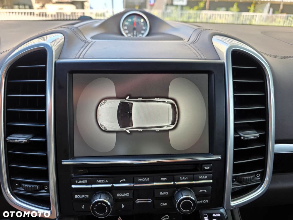 Porsche Cayenne GTS Tiptronic S - 14