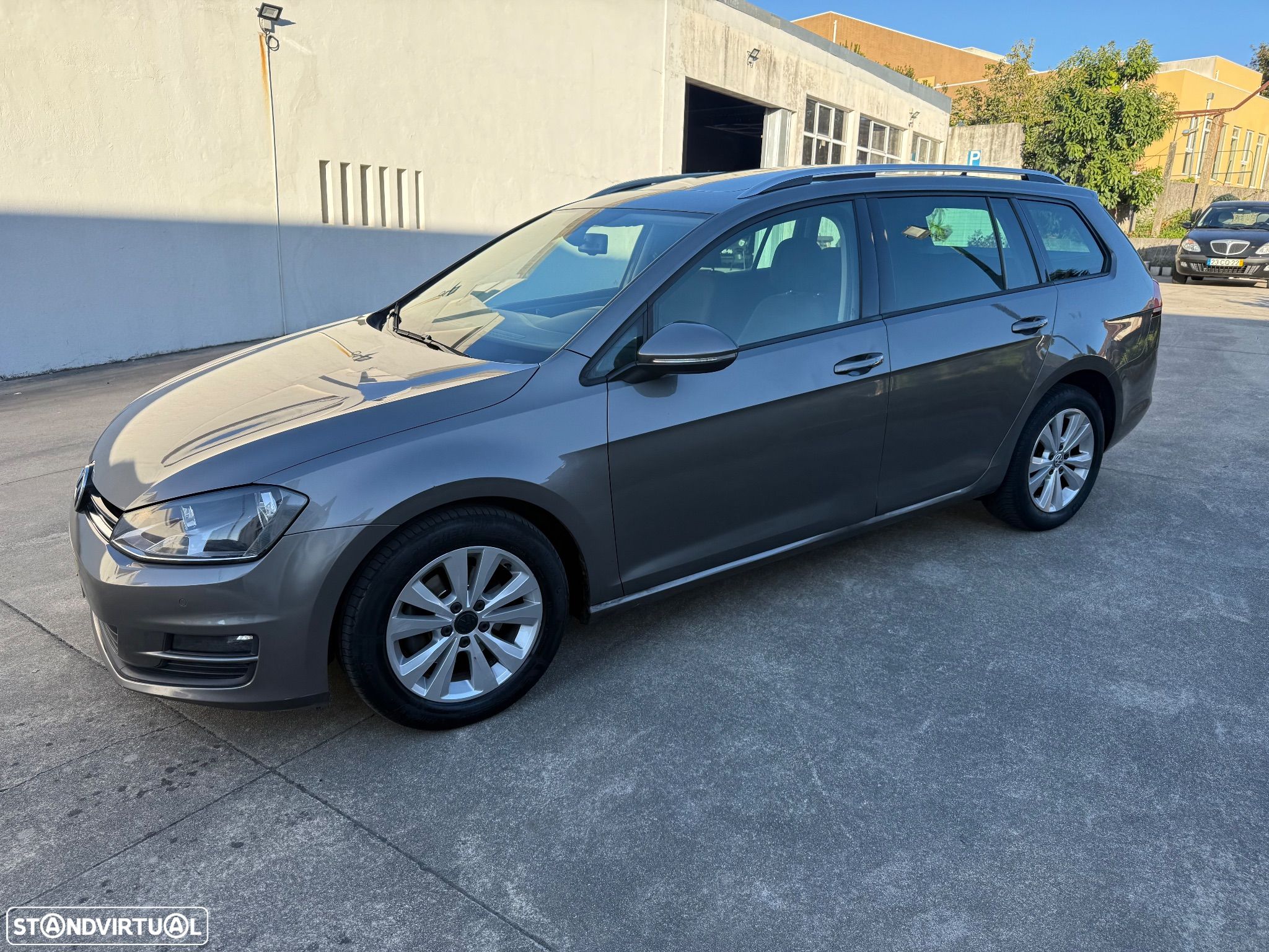 VW Golf Variant - 1