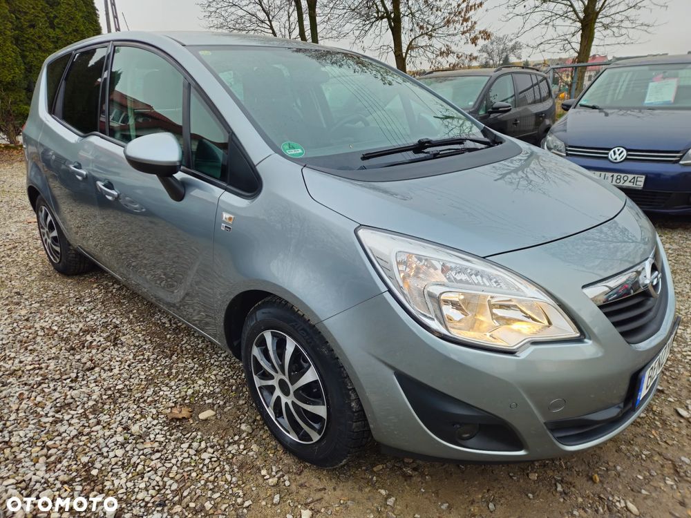 Opel Meriva ver-1-4-design-edition - 28