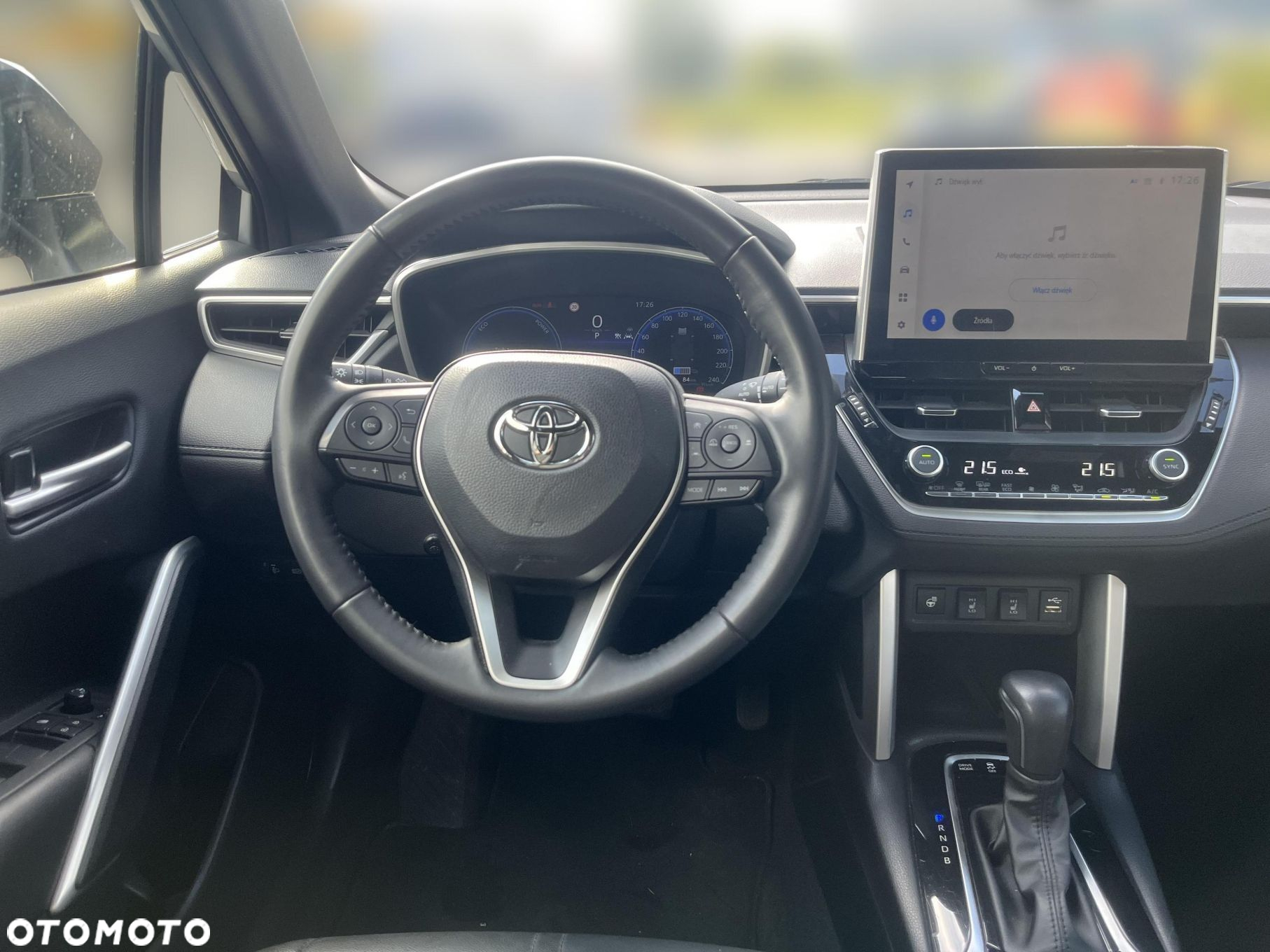 Toyota Corolla Cross - 12