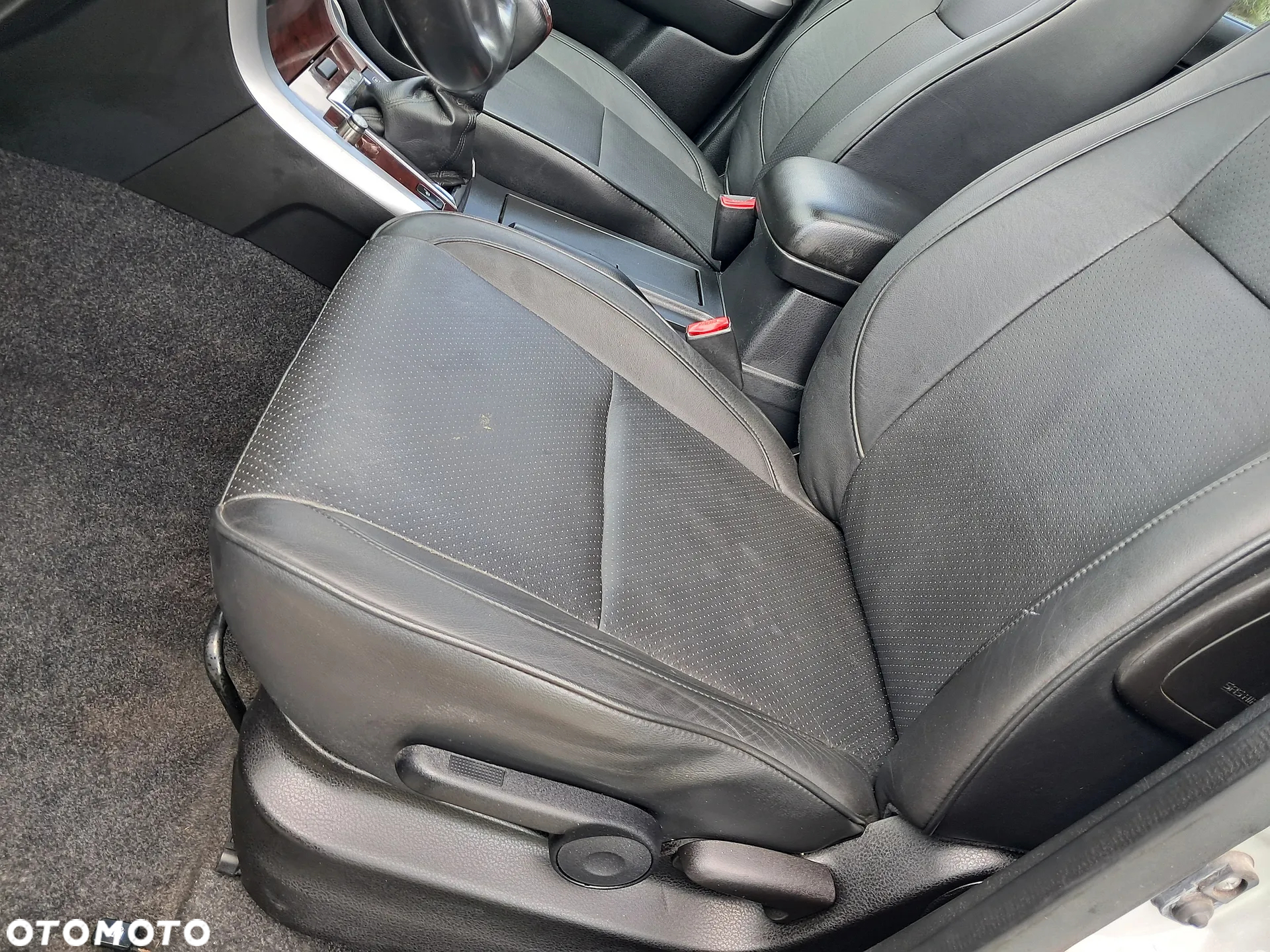 Suzuki Grand Vitara 2.0 De luxe - 19