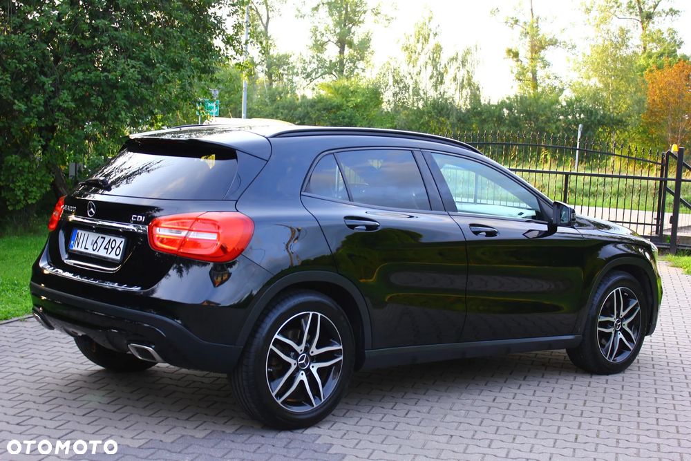 Mercedes-Benz GLA 200 (CDI) d 7G-DCT AMG Line - 20