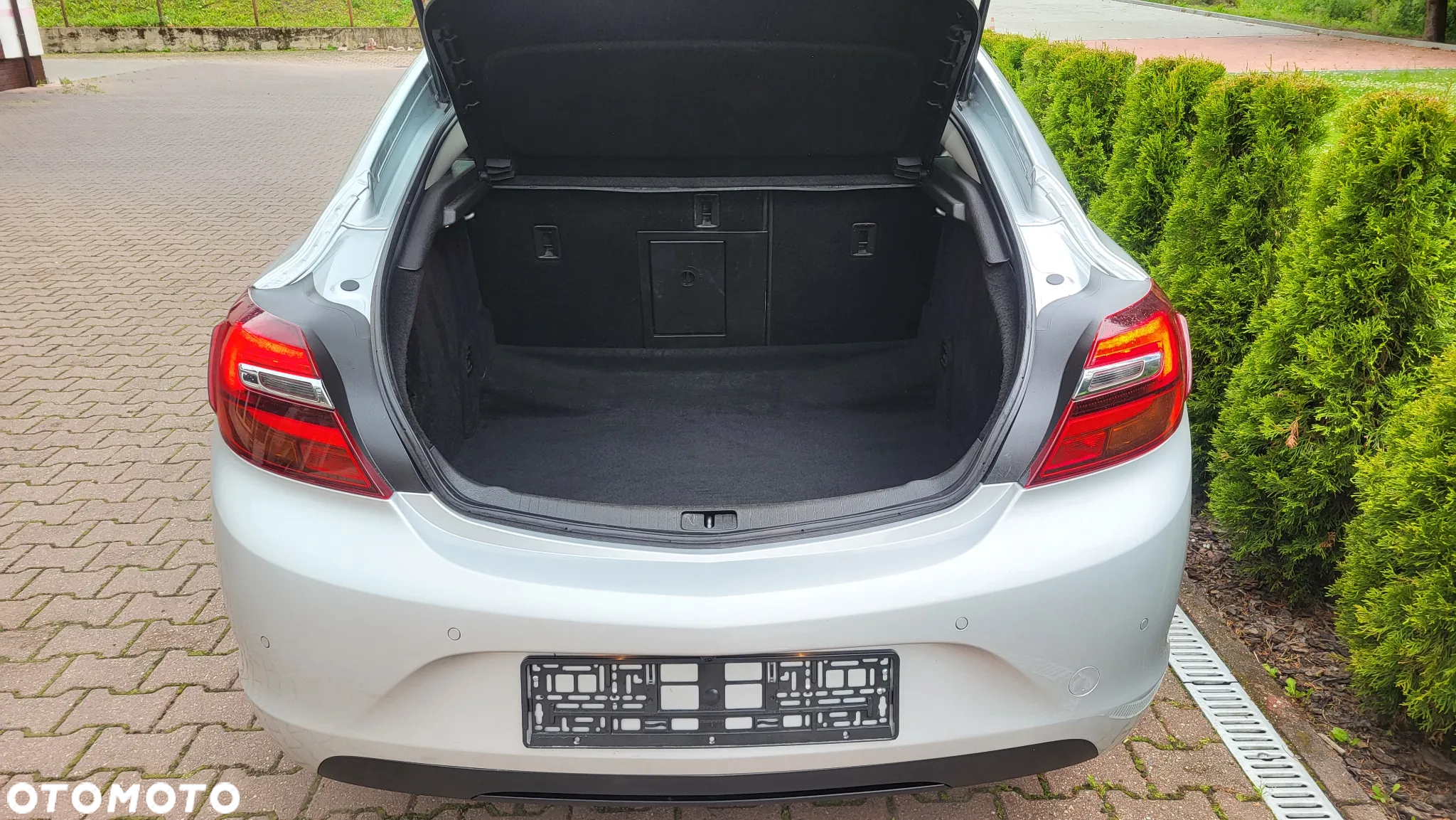 Opel Insignia 1.6 T Cosmo S&S - 20