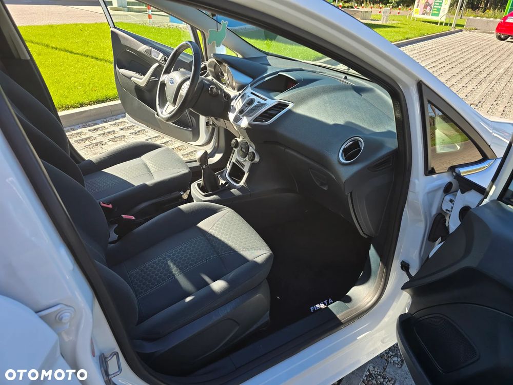 Ford Fiesta 1.6 Titanium EU5 - 17