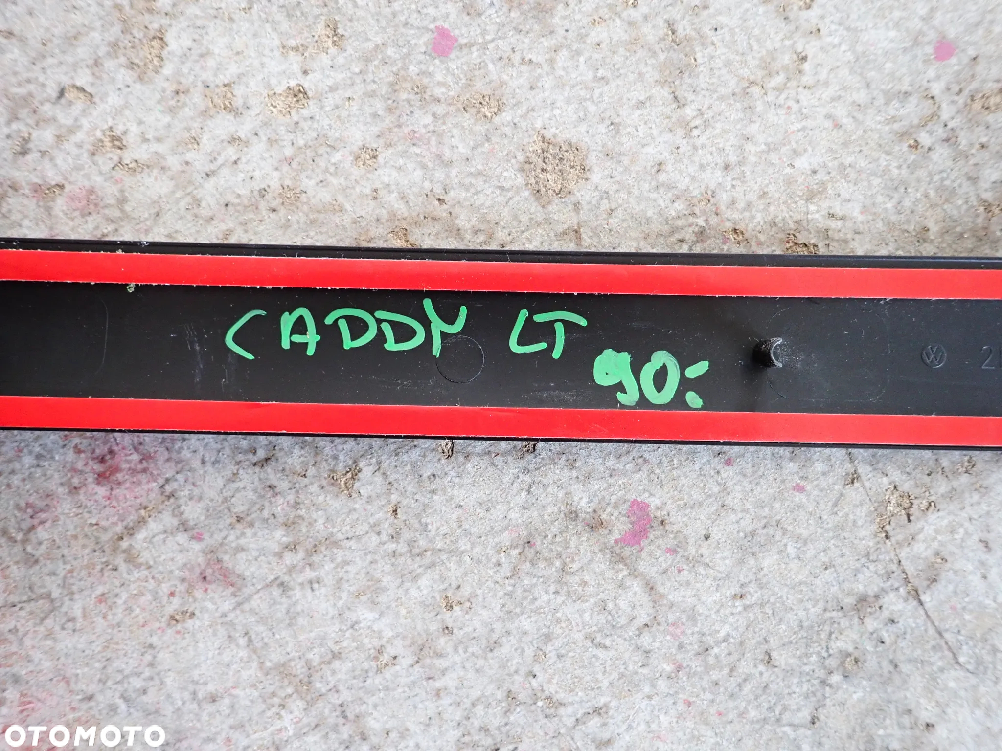VOLKSWAGEN CADDY LISTWA DRZWI LEWY TYŁ 2K3853535B - 4