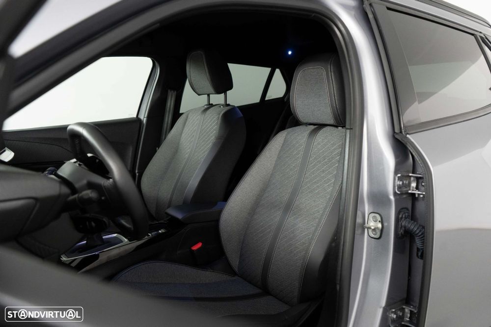 Peugeot 2008 1.2 PureTech Allure Pack - 10