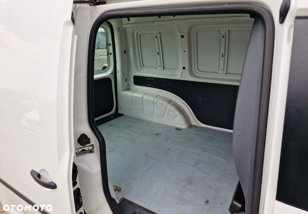 Volkswagen Caddy - 8
