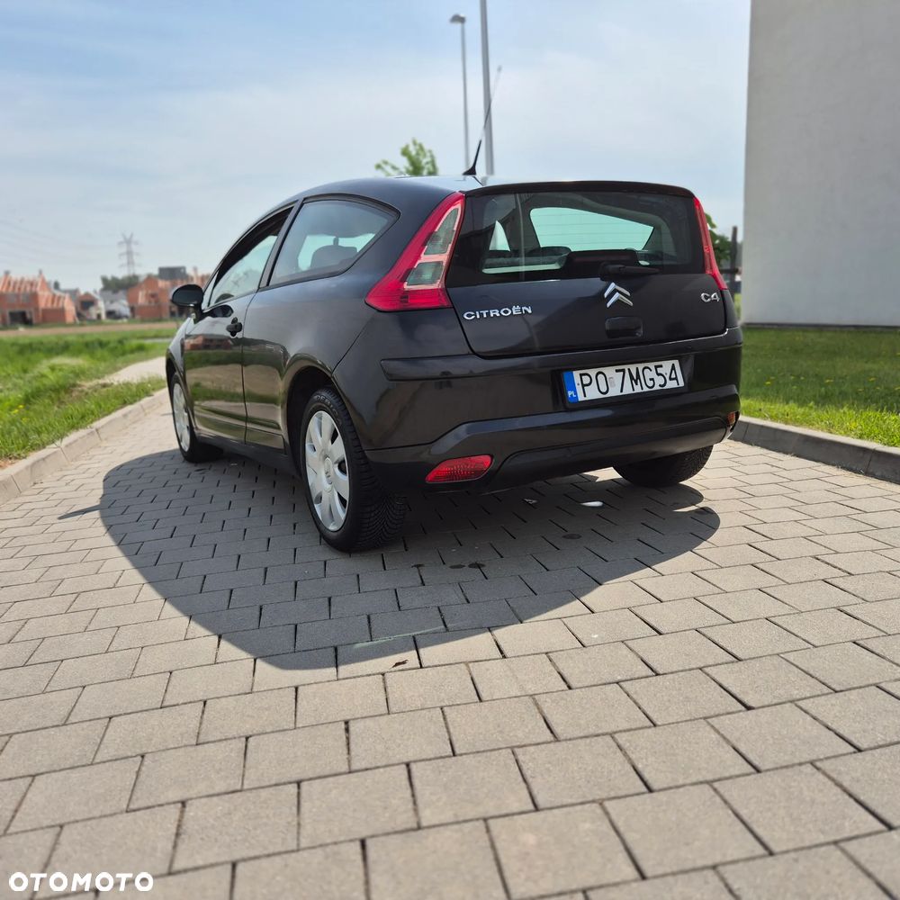 Citroën C4 1.4 16V Impress - 7