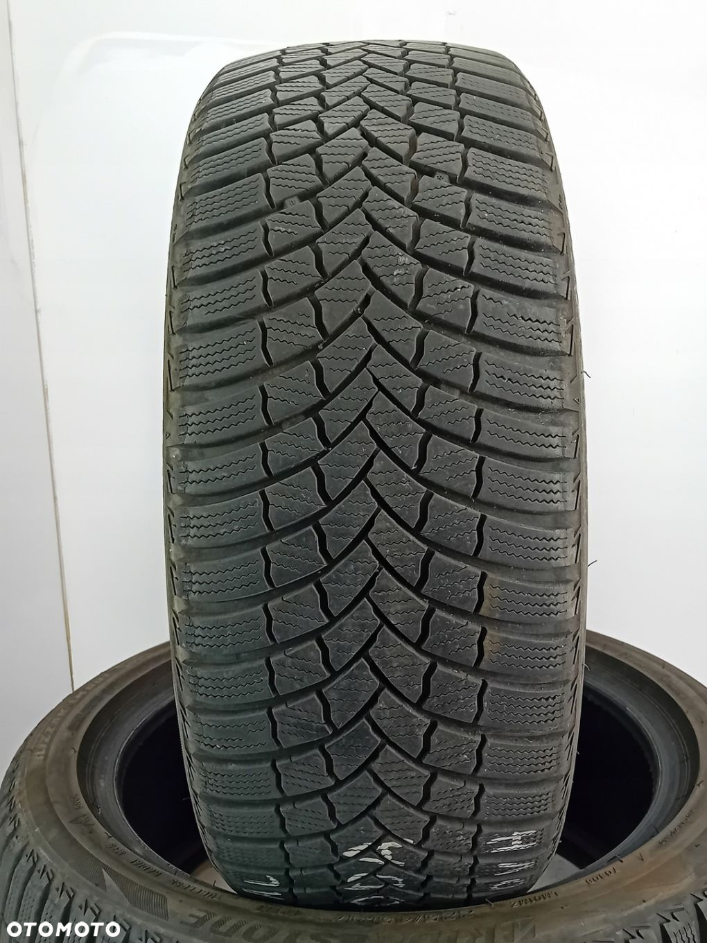 2x 225/45R17 opony zimowe Bridgestone Blizzak LM001 Evo 6mm 86534 - 2