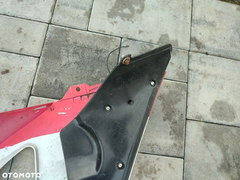 Owiewka, osłona lewa, bok, boczek lewy, wypełnienie owiewki, kierunkowskaz Yamaha R1 RN04 - 9