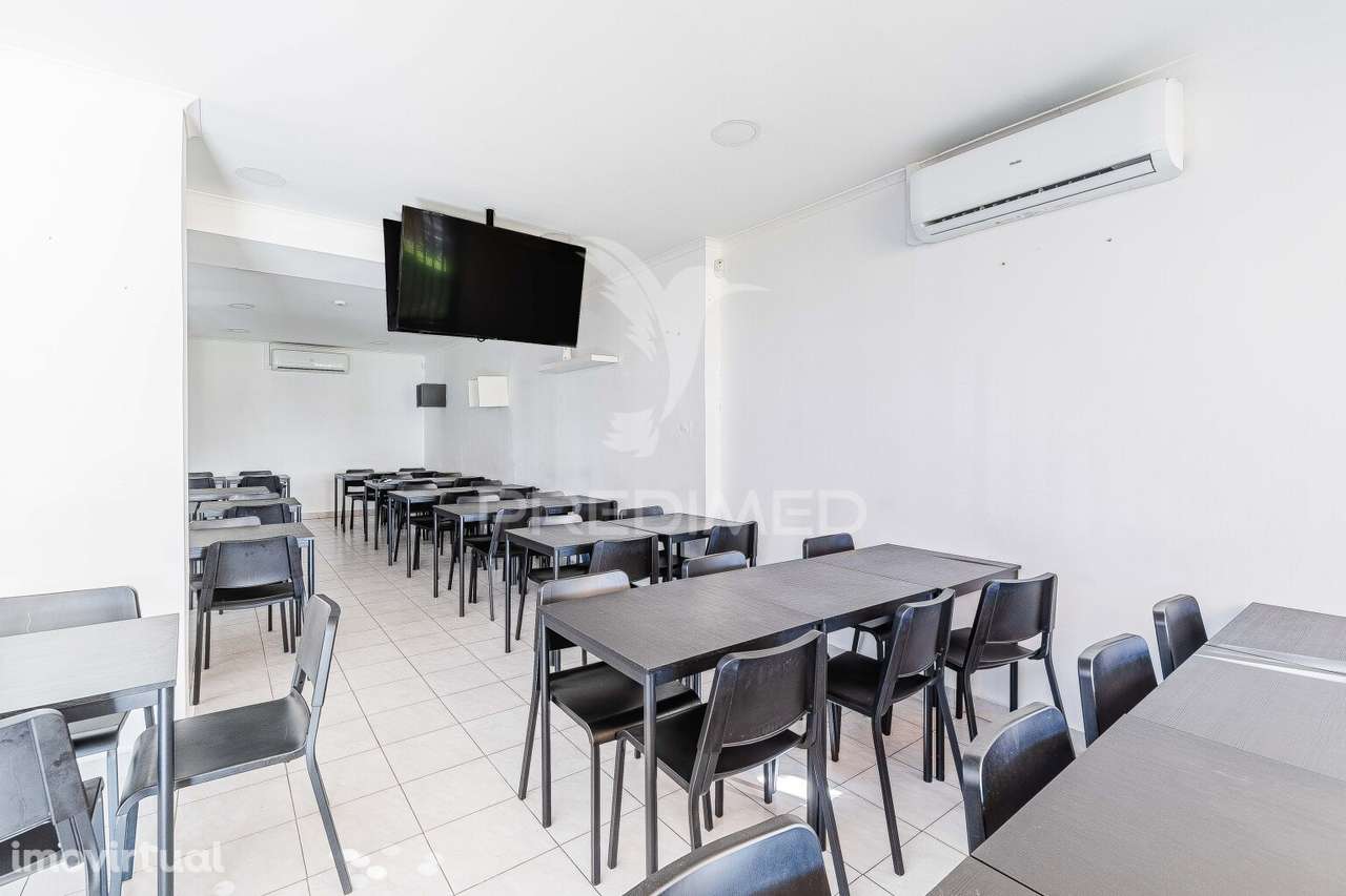 RESTAURANTE / CHURRASQUEIRA – EM FUNCIONAMENTO | AMADORA - Grande imagem: 2/21