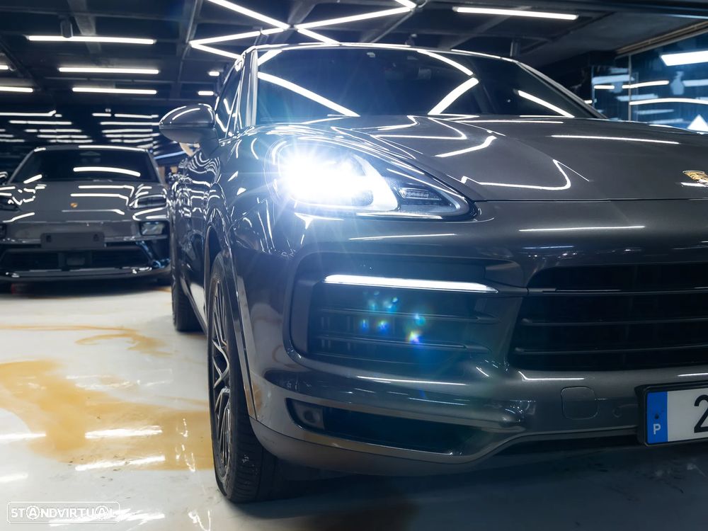 Porsche Cayenne Platinum Edition - 43