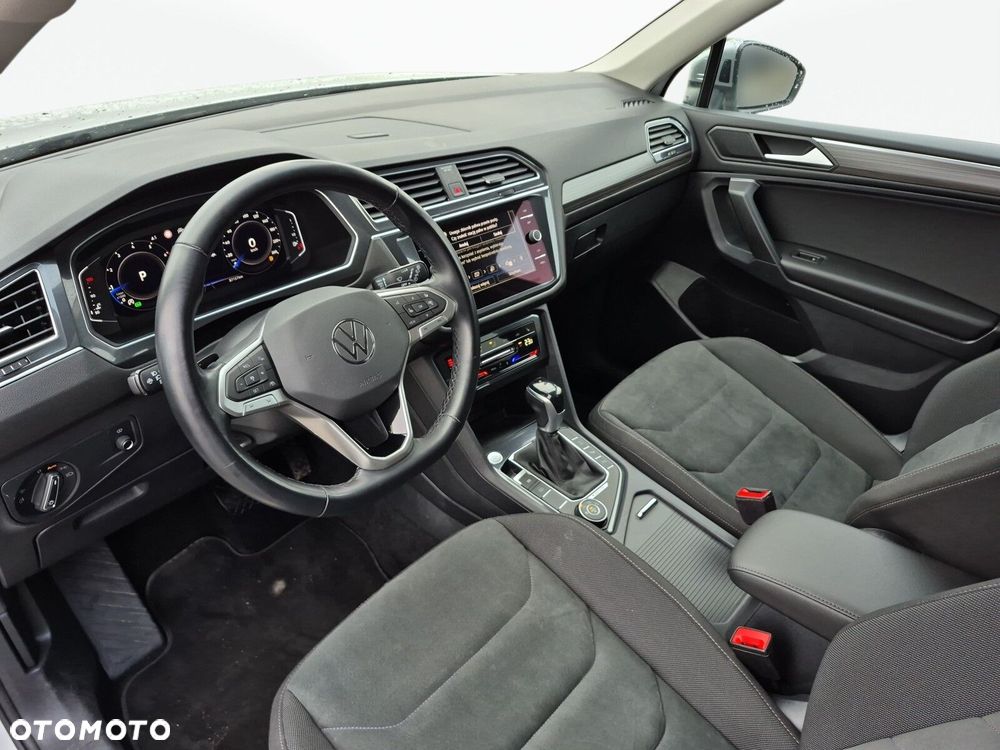 Volkswagen Tiguan Allspace 2.0 TSI 4Mot Elegance DSG - 12