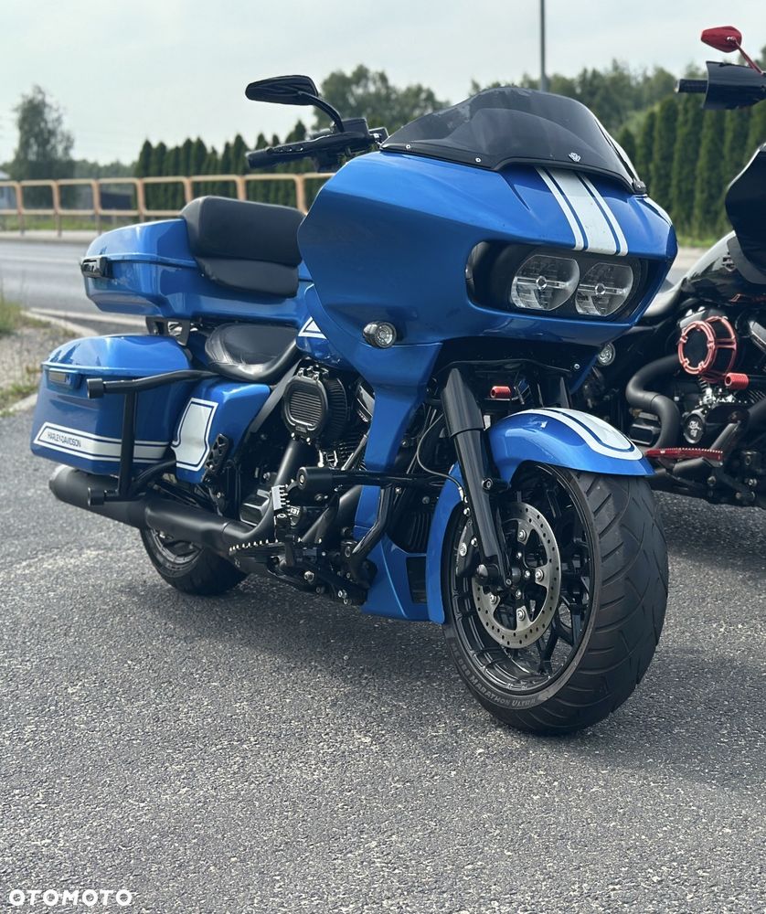 Harley-Davidson Touring Road Glide - 14