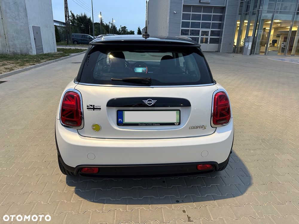 MINI Cooper SE Electric Trim - 7