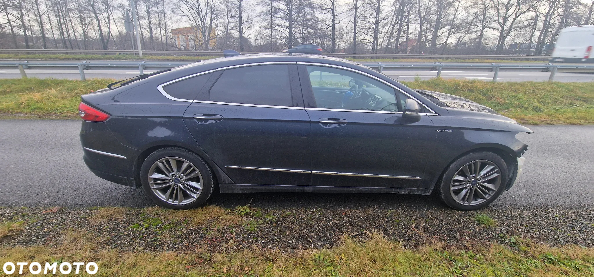 Ford Mondeo 2.0 EcoBlue Vignale Plus - 4
