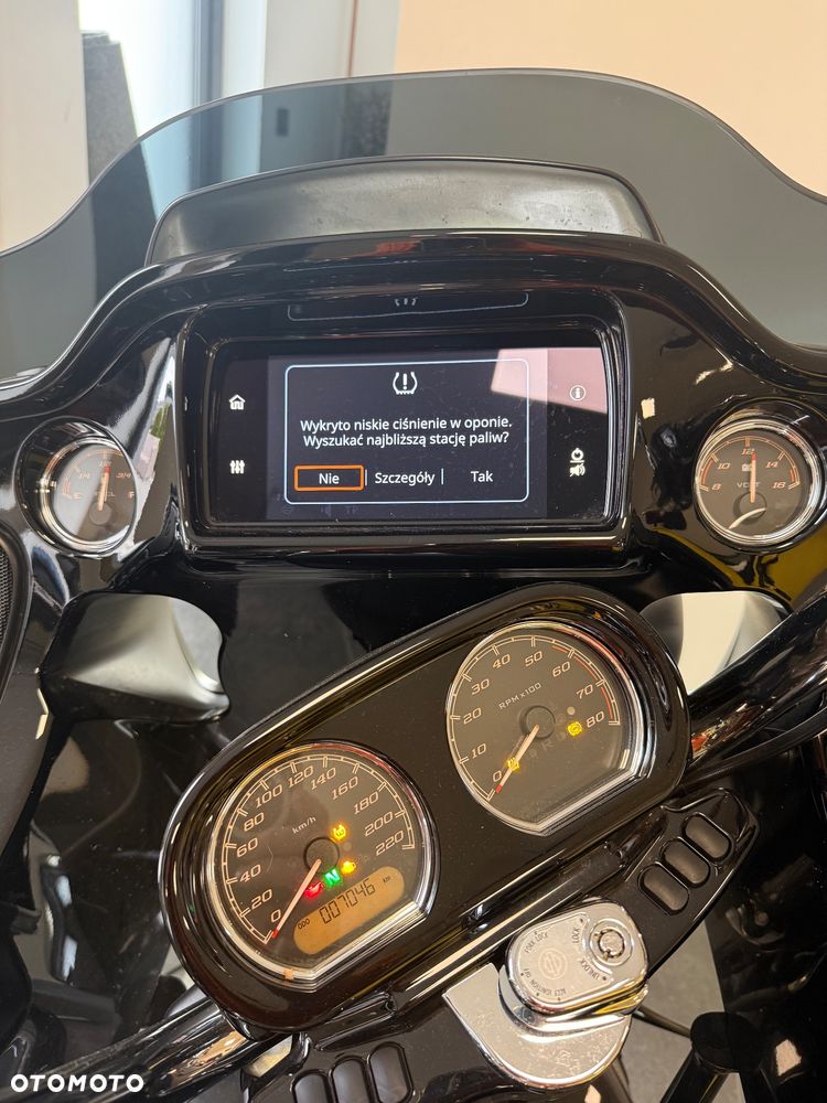 Harley-Davidson Touring Road Glide - 9