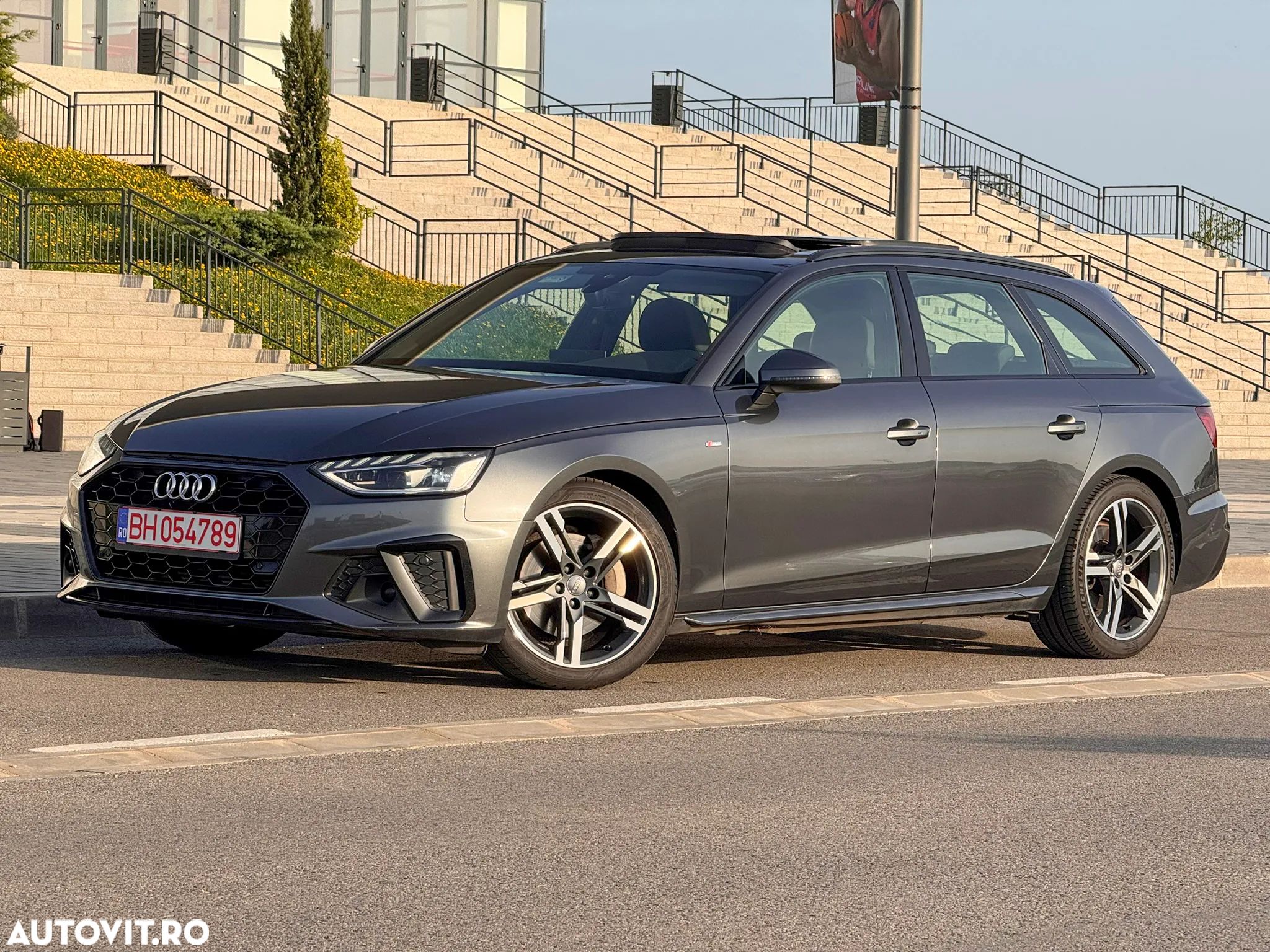 Audi A4 Avant 2.0 40 TFSI S tronic MHEV S Line - 1