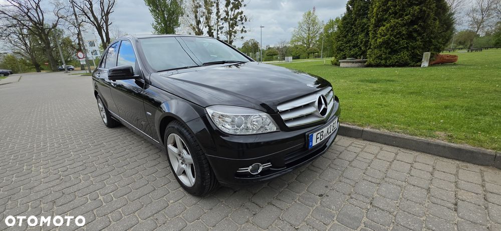 Mercedes-Benz Klasa C 180 BlueEFFICIENCY - 4