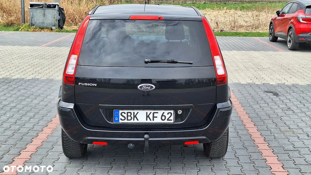 Ford Fusion - 25