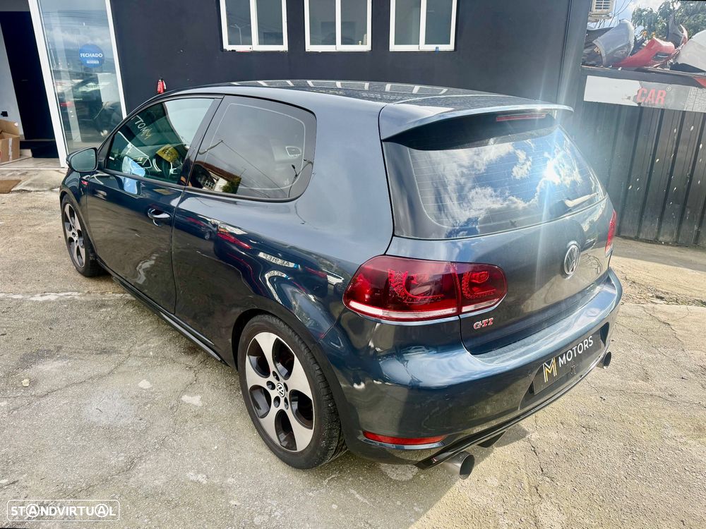 VW Golf 2.0 TSi GTI DSG - 4