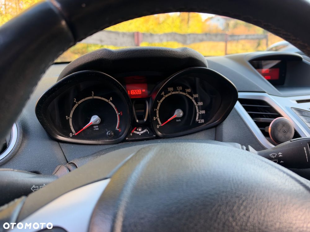 Ford Fiesta - 15