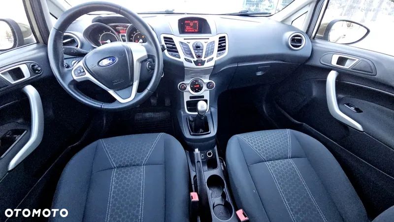 Ford Fiesta 1.4 Titanium - 2