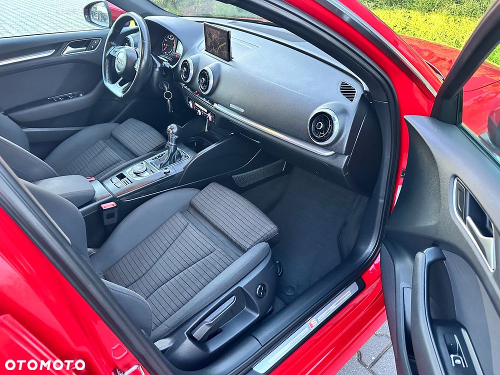 Audi A3 Sportback 1.4 TFSI CoD ultra Attraction S tronic - 23