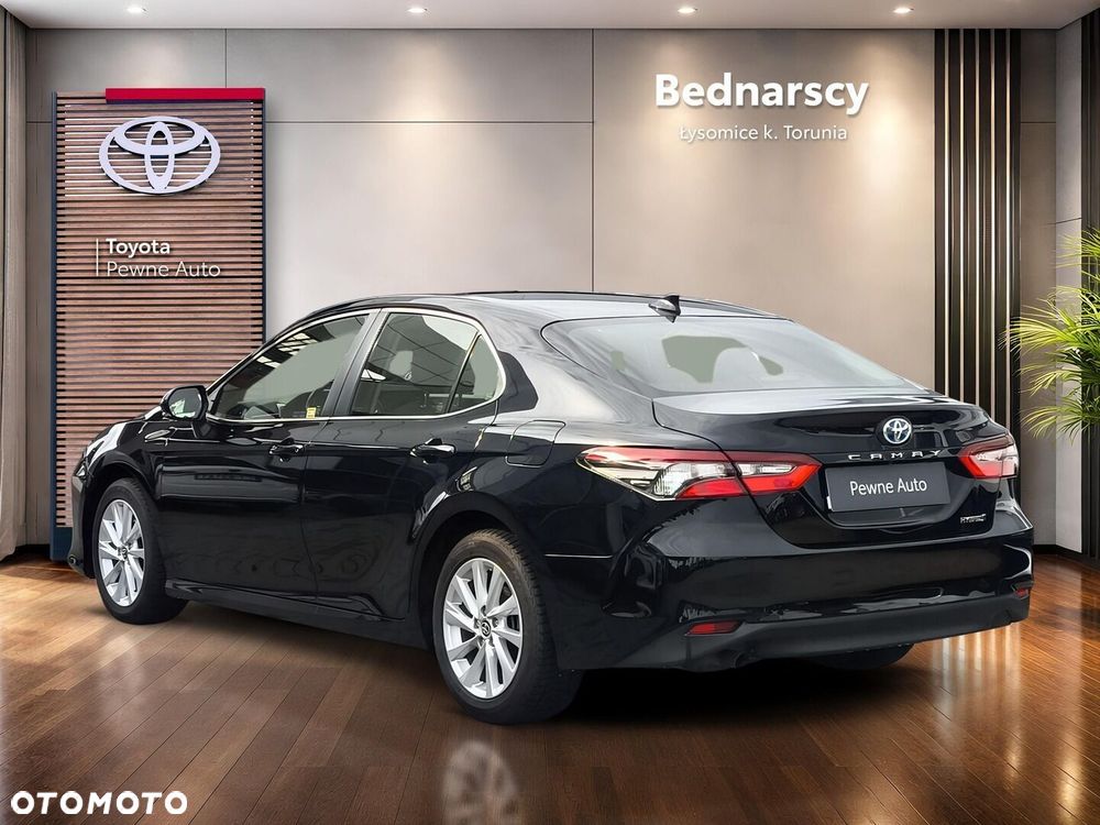 Toyota Camry 2.5 Hybrid Comfort CVT - 4