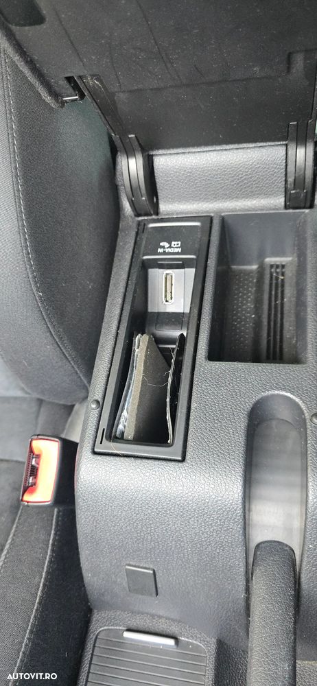 Volkswagen Golf 1.4 TSI Highline - 26