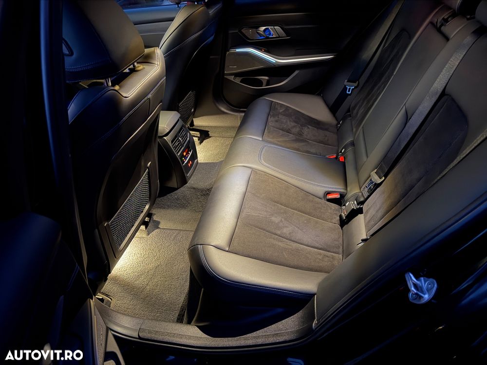 BMW Seria 3 320d Aut. Edition M Sport Shadow - 26