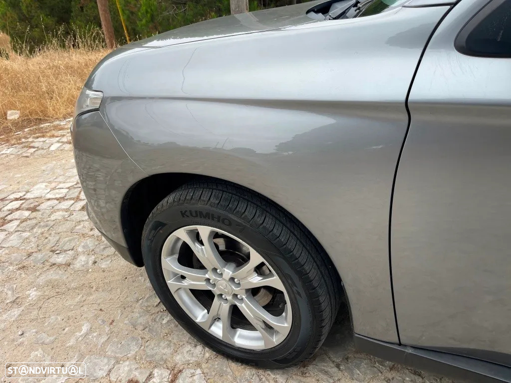 Mitsubishi Outlander 2.2 DI-D Instyle - 8