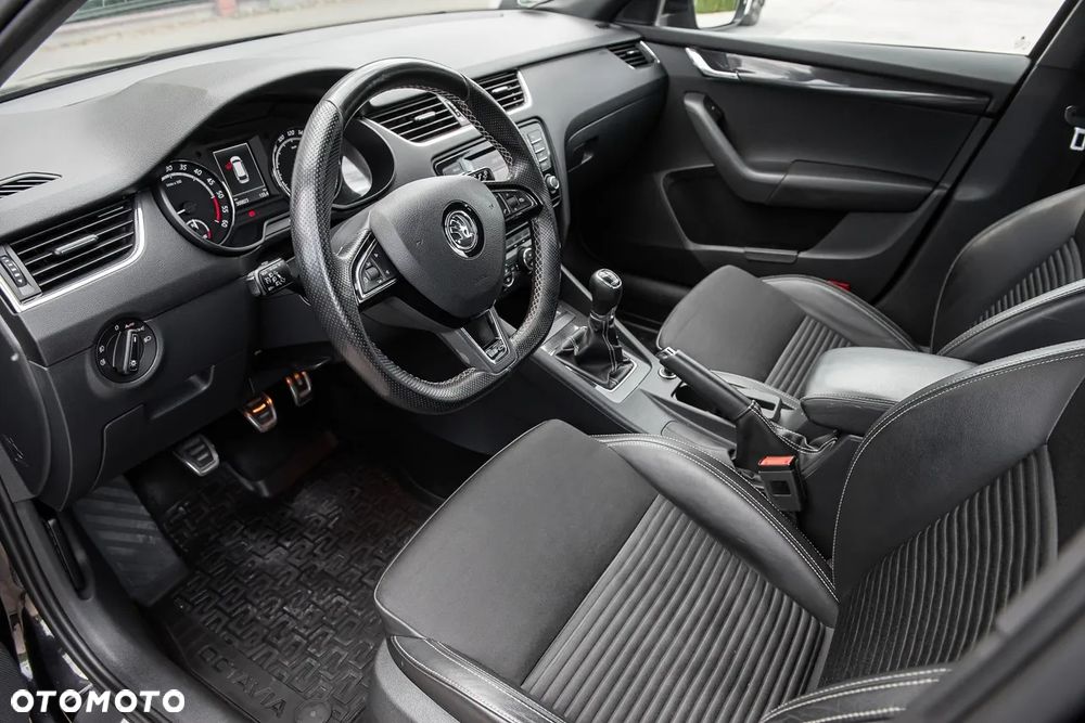 Skoda Octavia 2.0 TDI (Green tec) RS - 15