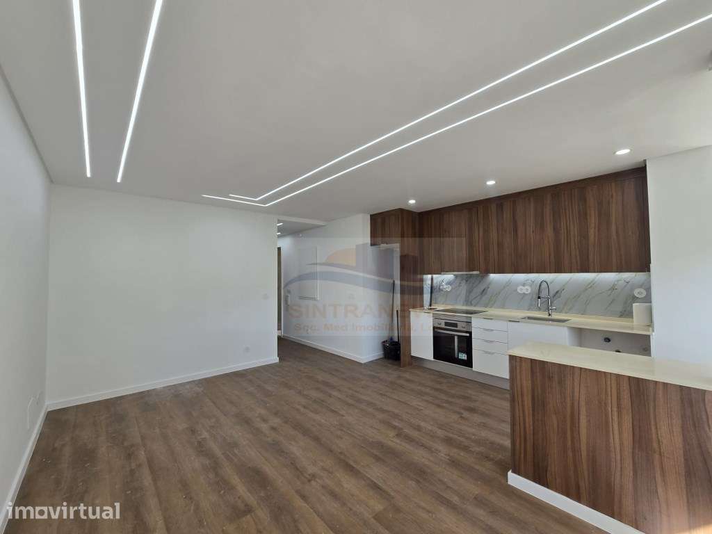 Fantástico T2 totalmente remodelado na Amadora 5 minutos de Benfica - Grande imagem: 4/26