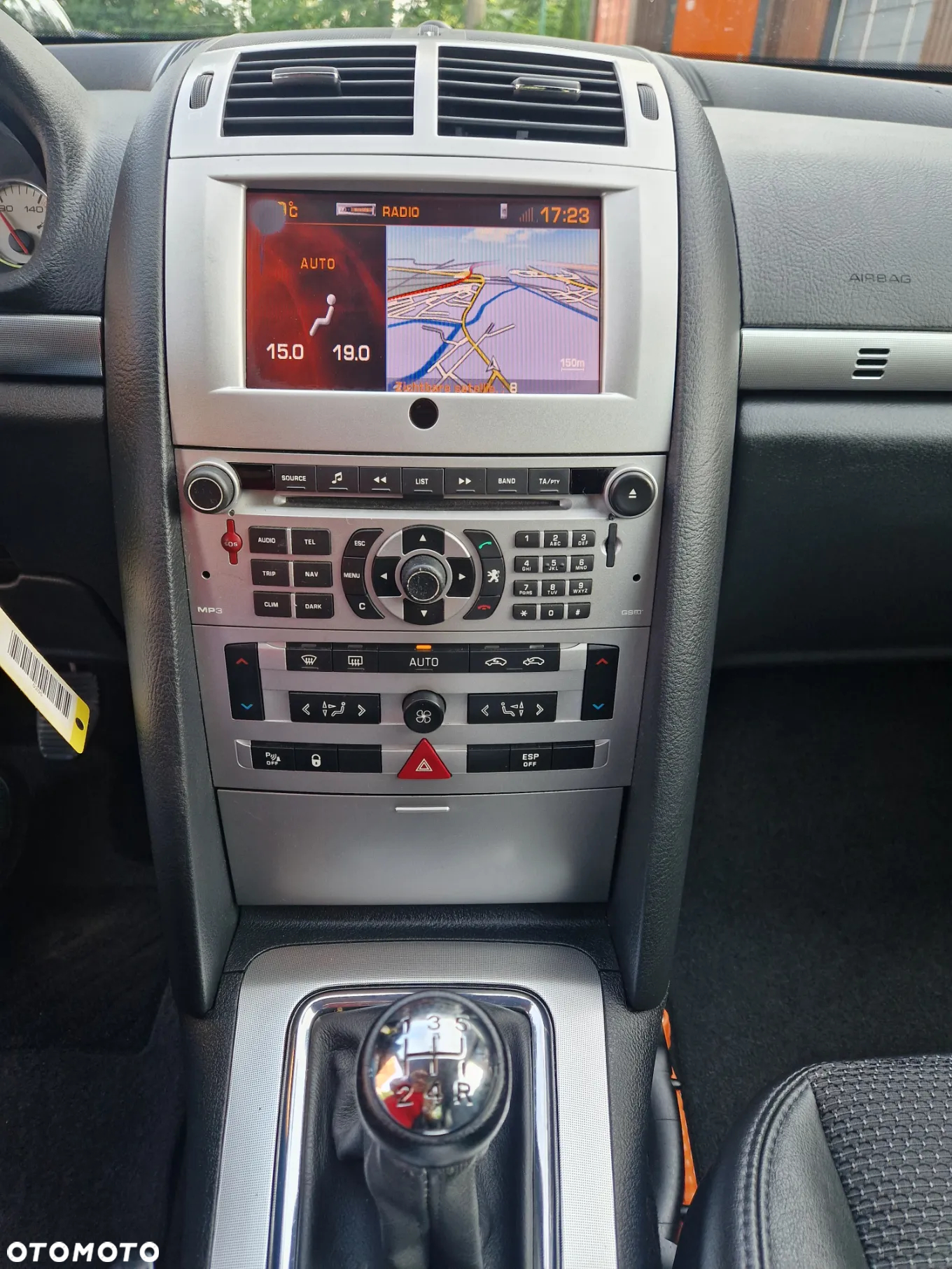 Peugeot 407 2.0 Premium Navtech - 27