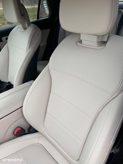 Mercedes-Benz GLC 200 d 4-Matic - 4