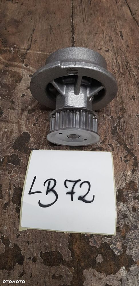 Oryginalna pompa wody Opel Astra G Zafira A 9192797 - 1