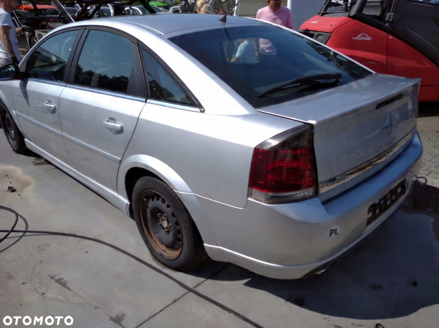 OPEL VECTRA C GTS 5D HB LIFTBACK LAMPA LEWA TYŁ TYLNA EUROPA - 1