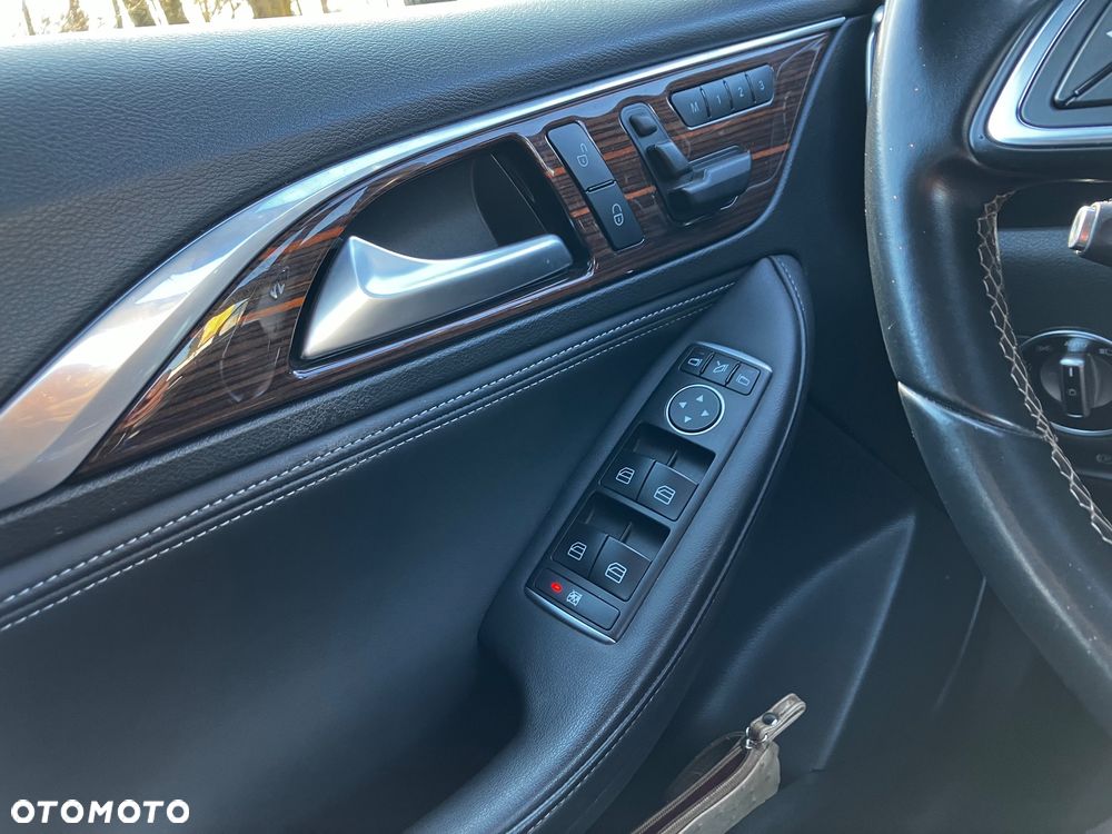 Infiniti Q30 1.5d Premium Tech - 21