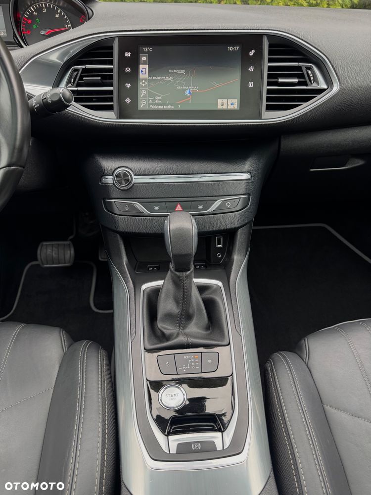 Peugeot 308 BlueHDi 150 EAT6 Stop & Start GT-Line Edition - 23